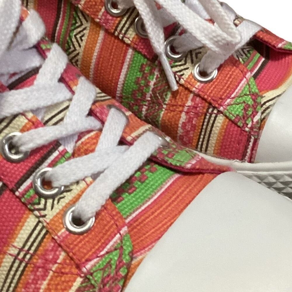AIRWALK Retro Striped Canvas Lace-up Sneakers - Picture 12 of 13